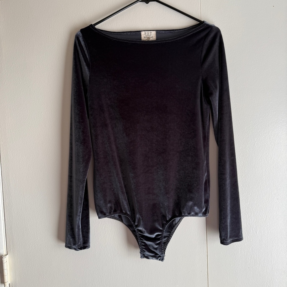 Project Social T Los Angeles Dark Green Velour Longsleeve Bodysuit Size Small